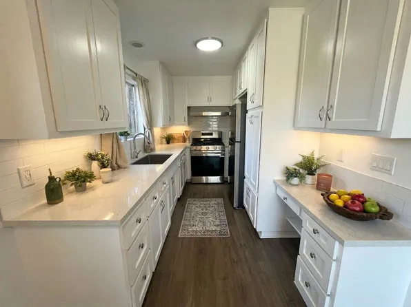 2849 Waverly Dr., 2849 Waverly Dr APT 18, Los Angeles, CA 90039