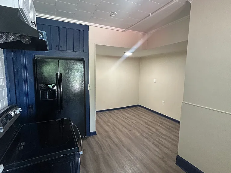 55 Green St #2 — Photo 3