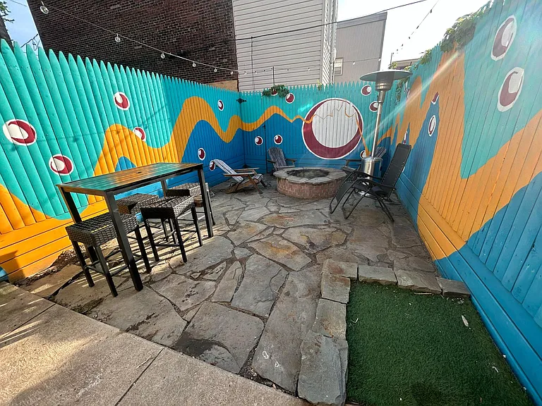2178 E Cumberland St — Photo 13