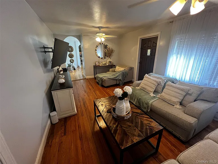101 Sterling Ave #2 — Photo 7