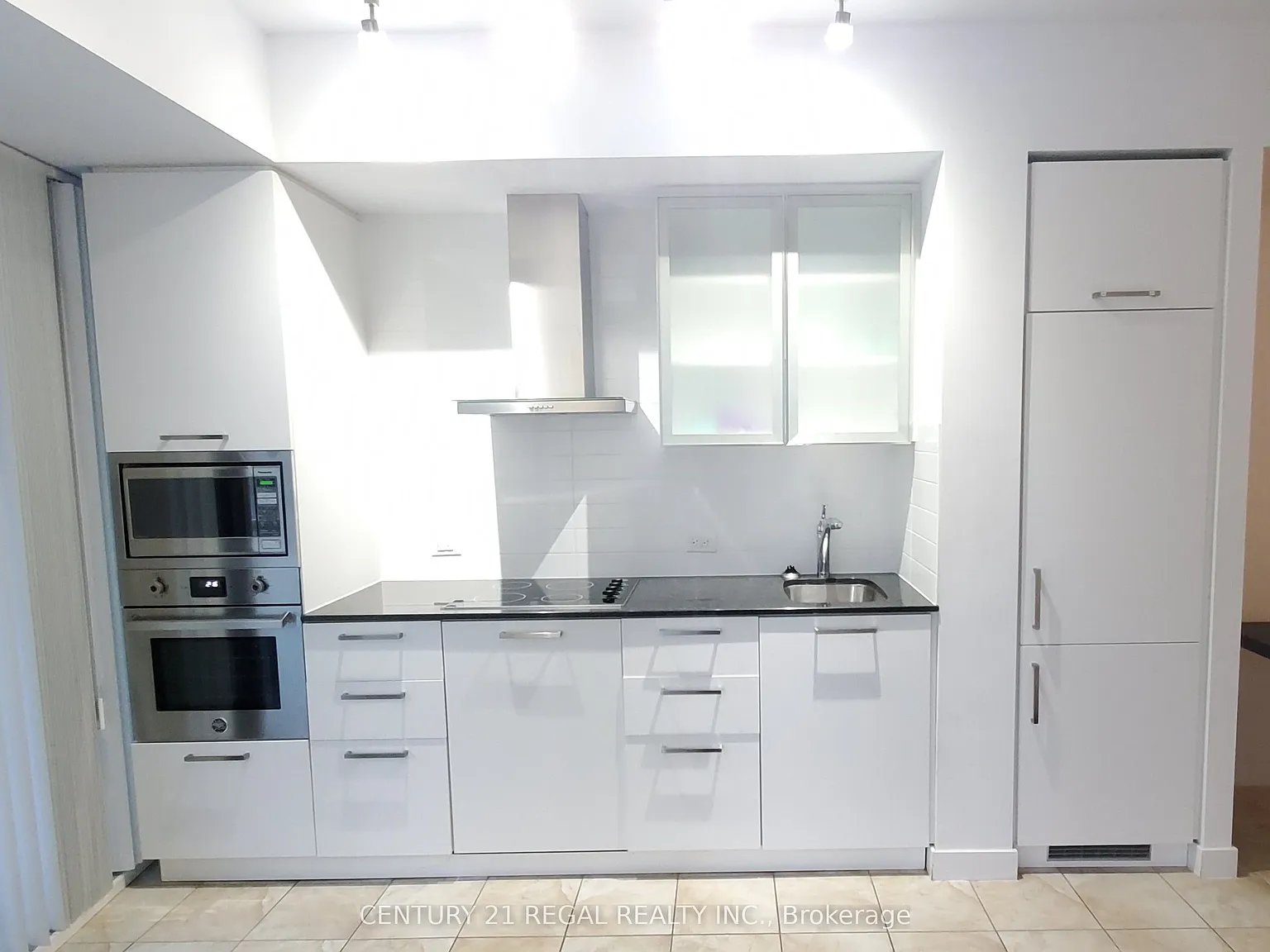 1 bed, $2,200 — Photo 4