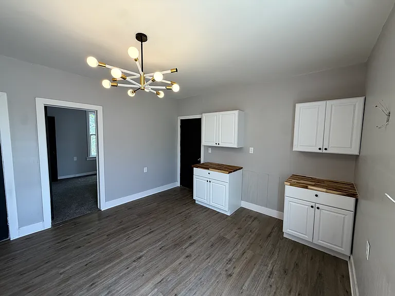 18 1/2 Kline St #2 — Photo 8