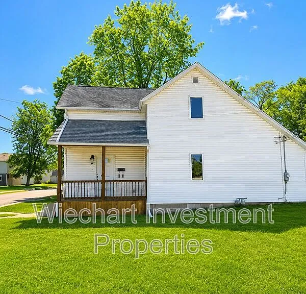725 W Williams Ave — Photo 3