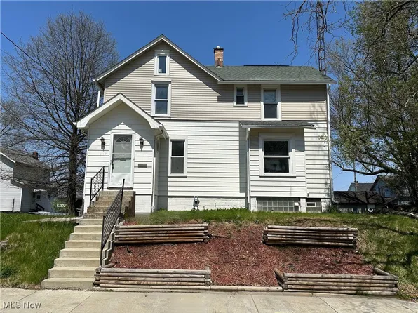 1112 South St, Alliance, OH 44601