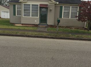 118 W Parkway Ave, Talladega, AL 35160