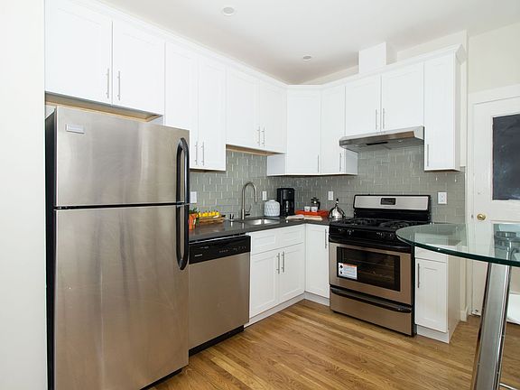 4th image of 3474 17th St APT 2