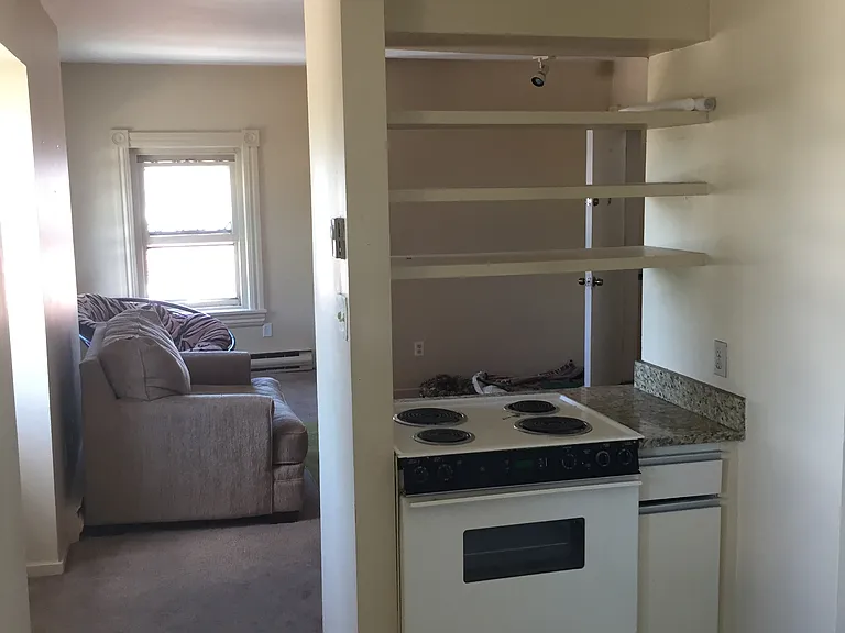 443 N 8th St #3 — Photo 2