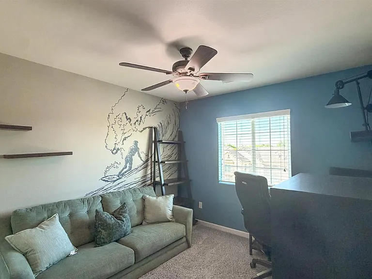 3060 Morris Ave — Photo 29