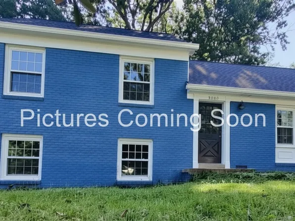 8005 Candlewood Dr, Alexandria, VA 22306