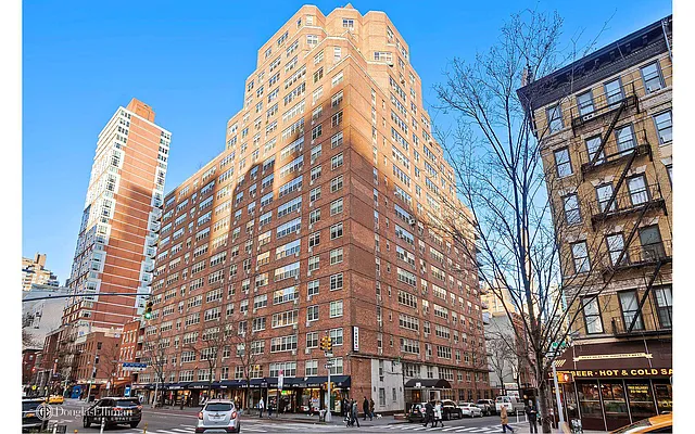 Sold by Douglas Elliman | media 23