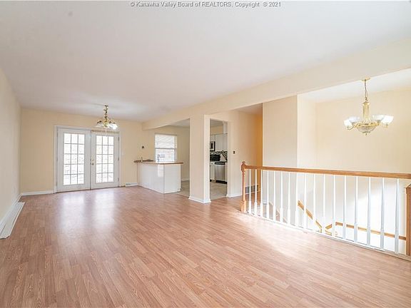 4th image of 1329 Wilkie Dr