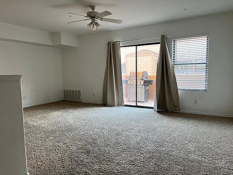 718 S Beck Ave — Photo 5