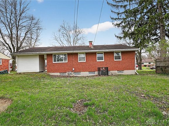 4th image of 5023 Hulman Dr