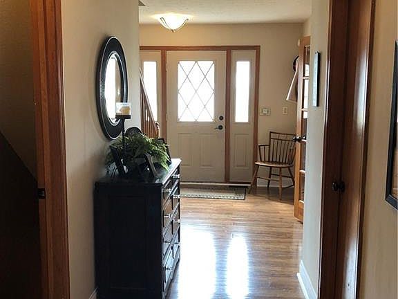 2nd image of 20318 Beechwood Ln