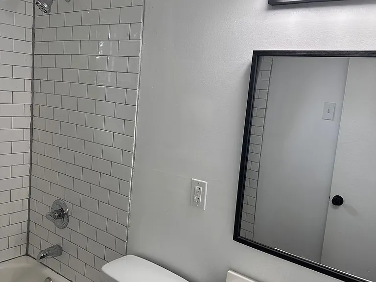 2 Decatur St #A — Photo 6