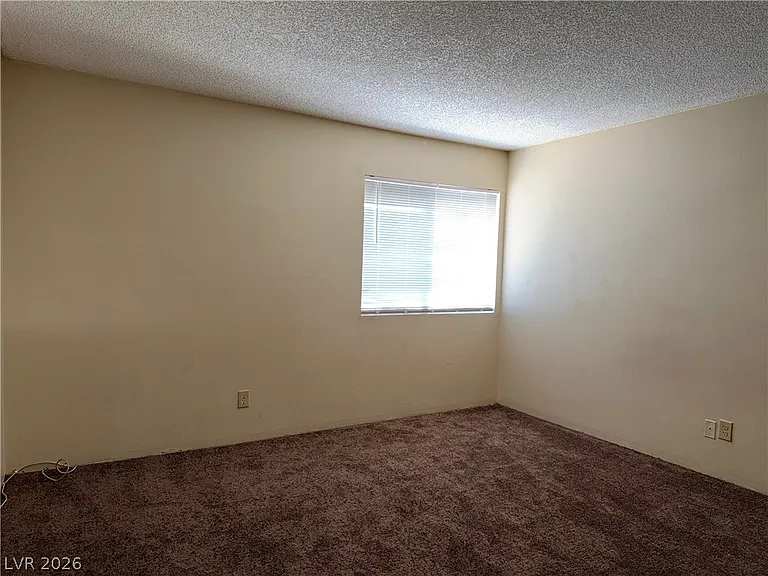 1303 Darlene Way #402B — Photo 8