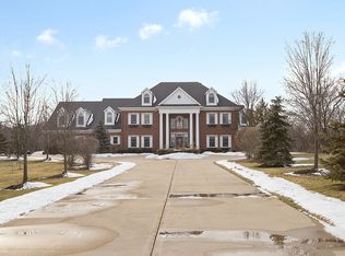 19828 S Schoolhouse Rd, New Lenox, IL 60451