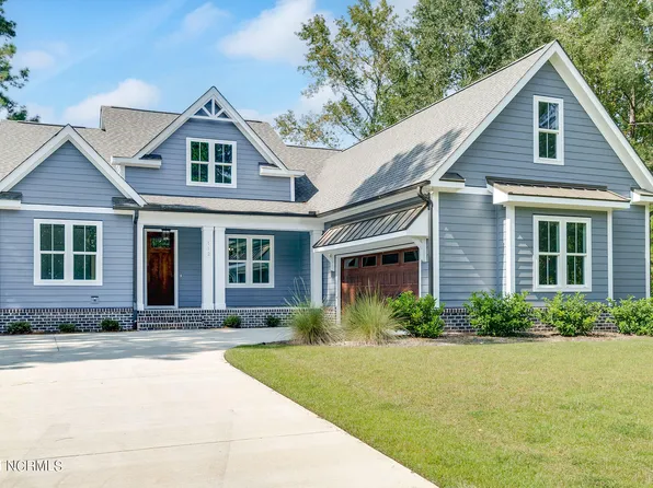 112 Legacy Woods Drive, Wallace, NC 28466