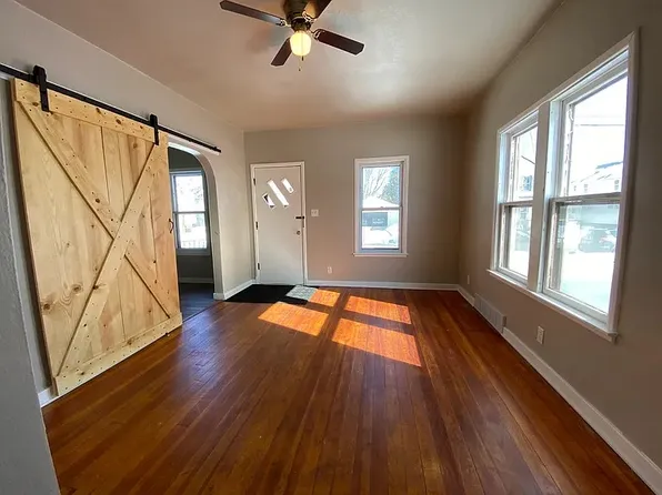 2012 Madison St #2, Two Rivers, WI 54241