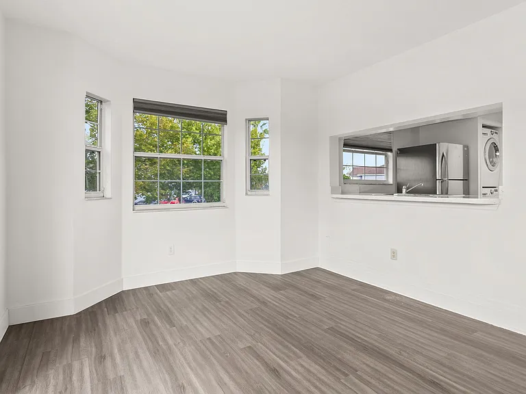 403 Orchid Dr — Photo 16