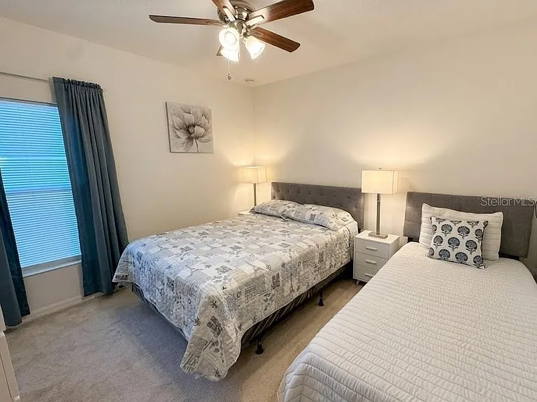 643 Samuel Pl — Photo 16