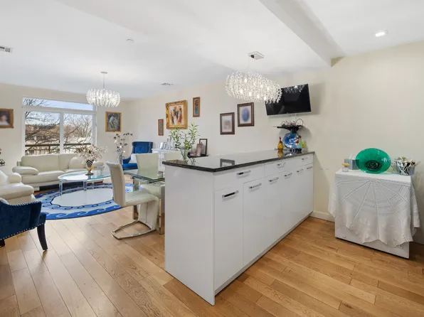 1251 E 19th St #4C, Brooklyn, NY 11230