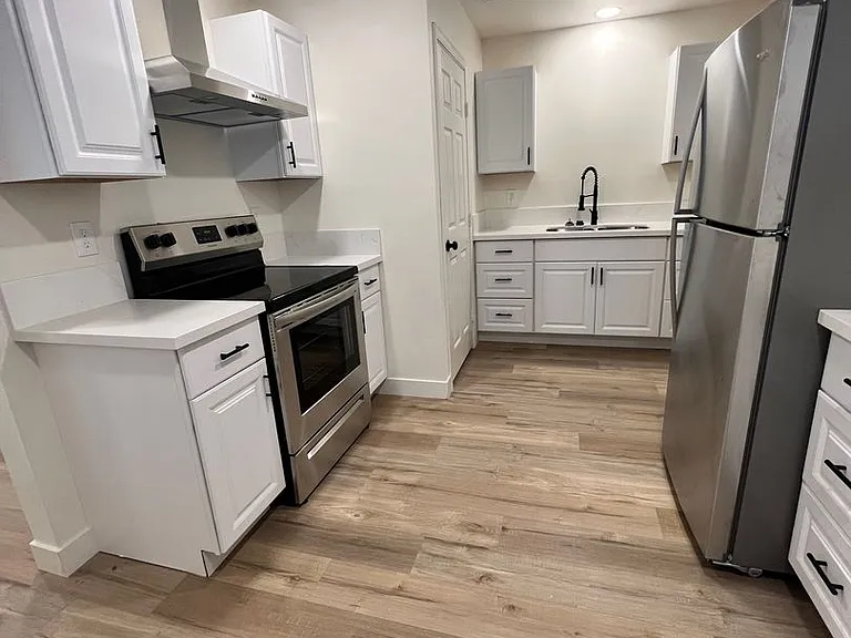 1501 Stewart Ave — Photo 13
