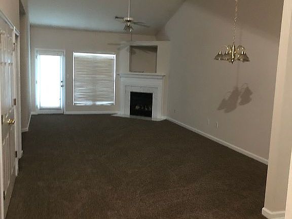 Dining & Living Rooms