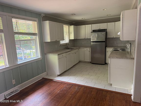 5th image of 5308 Wrightsville Avenue