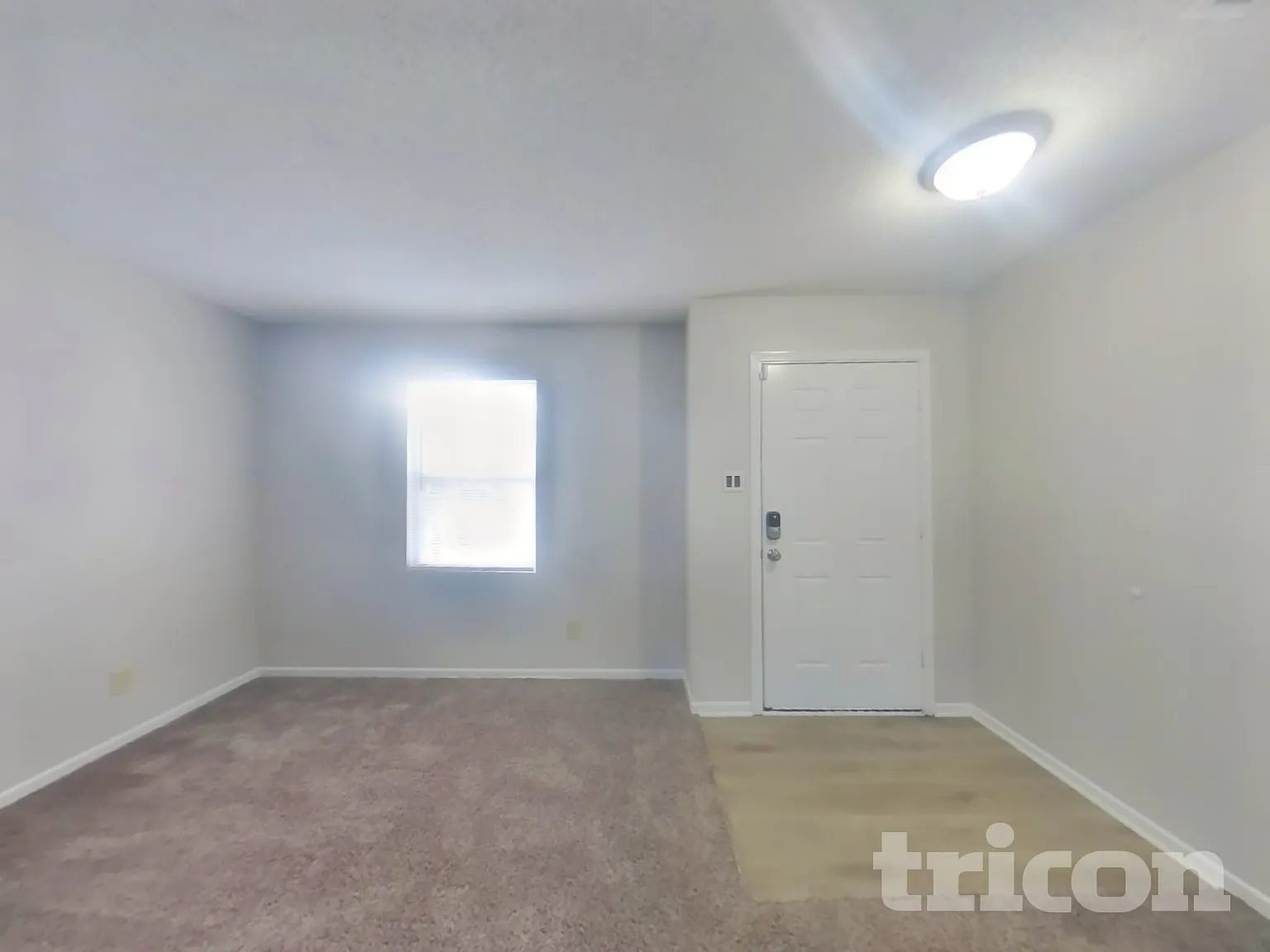 3357 Summer Breeze Circle Indianapolis IN — Photo 2