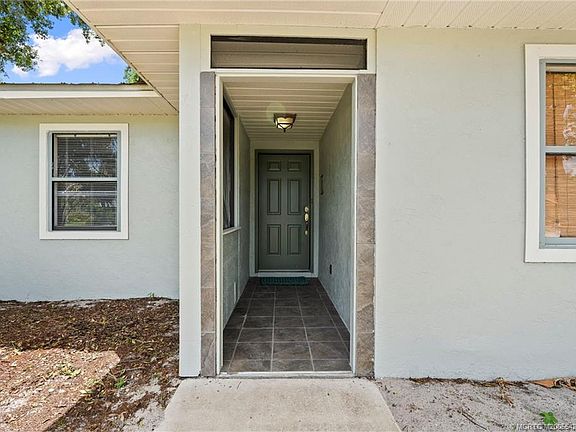 4th image of 7005 Salerno Rd