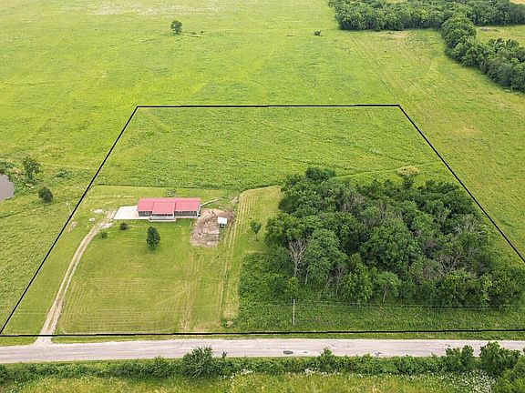 2nd image of 1738 E 400th Road