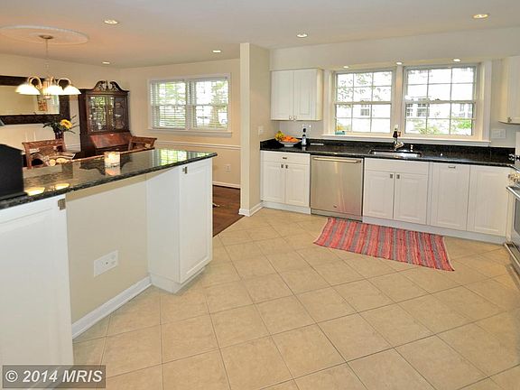 4th image of 2853 Lafora Ct