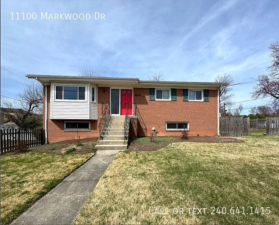 Charming 3 BR/2 BA Single-Family Home in Silver Spring! — Photo 1
