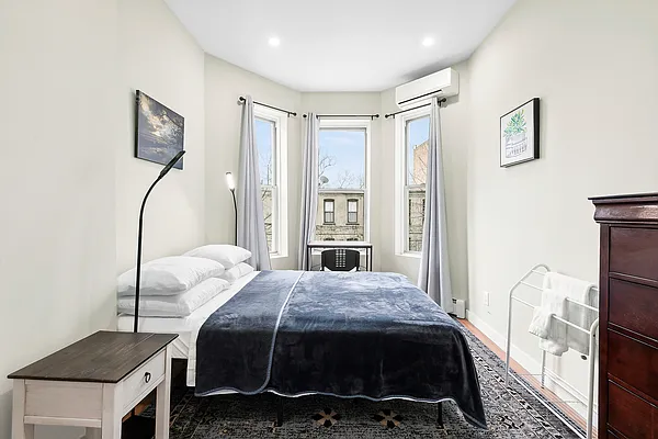 Rented by Corcoran | media 2