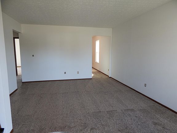 2nd image of 2591 Four Seasons Dr