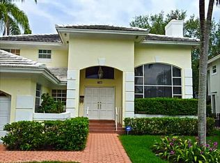 6877 Veronese St, Coral Gables, FL 33146