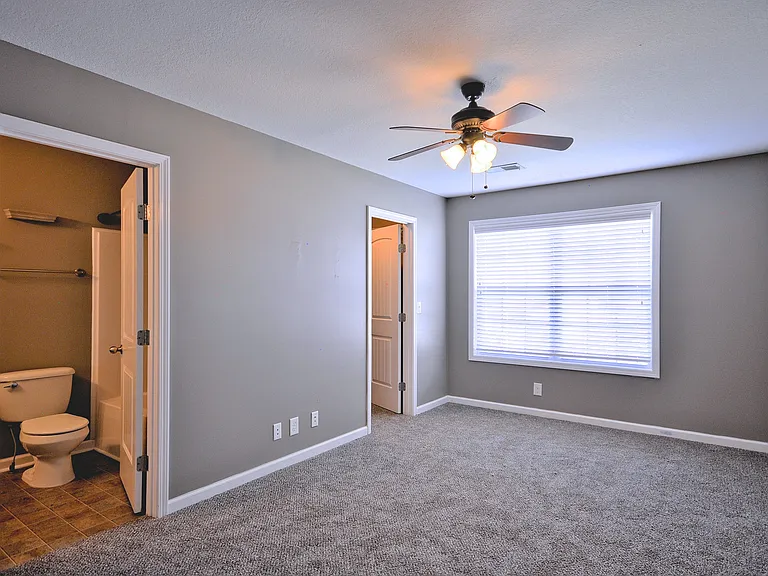 325 Sam Houston Cir — Photo 19