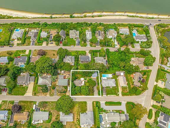 2nd image of 11 Ridge Dr