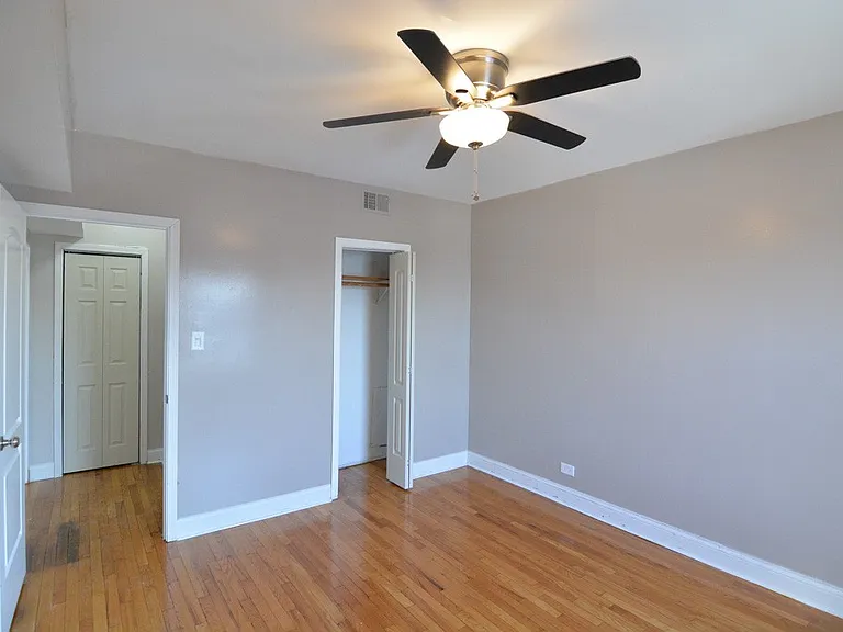 3241 N Damen Ave #4 — Photo 12