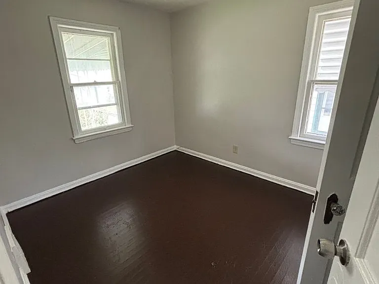 9334 McCracken Blvd — Photo 6