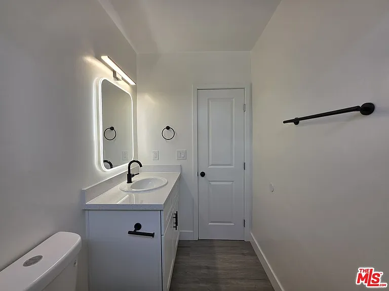 3707 S Canfield Ave #1 — Photo 37