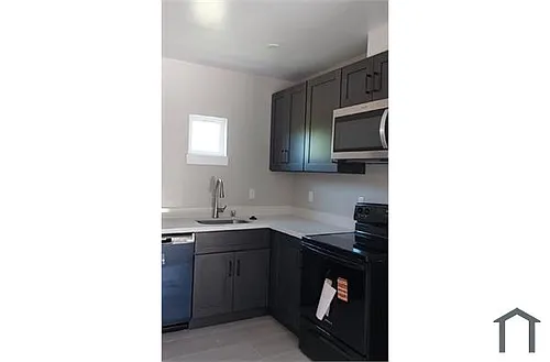 1403 Carleton St #G Photo 1
