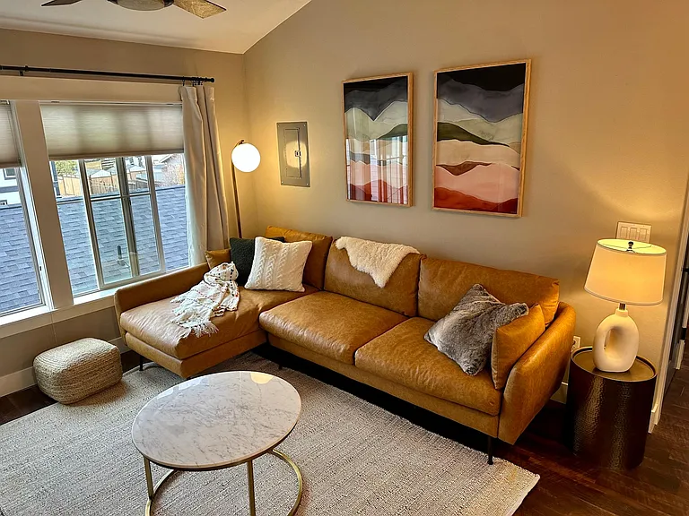 454 NE Burnside Ave #B — Photo 11