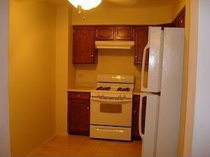4th image of 3350 Carriage Way Dr #401