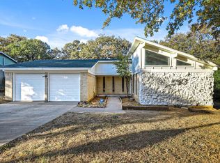 5913 Truman Dr, Fort Worth, TX 76112