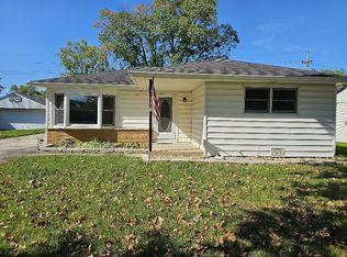 4103 Owl Dr, Rolling Meadows, IL 60008