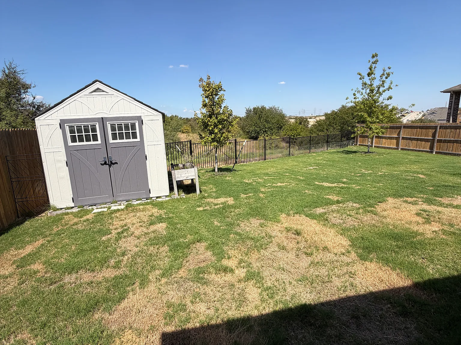 4 bed, 2371 sqft, $2,900 — Photo 4