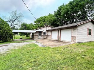 510 SE Avenue Hwy #72, Gravette, AR 72736