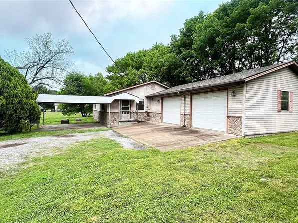 510 SE Avenue Hwy #72, Gravette, AR 72736